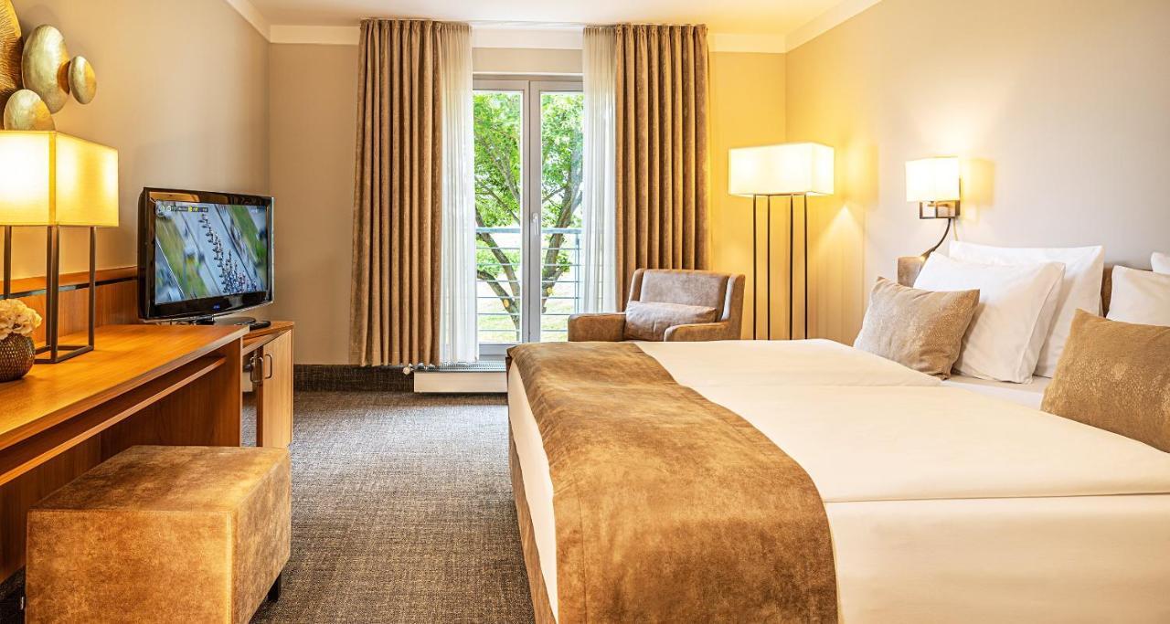 Victor'S Residenz-Hotel Teistungenburg Экстерьер фото