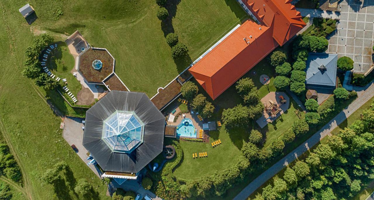 Victor'S Residenz-Hotel Teistungenburg Экстерьер фото
